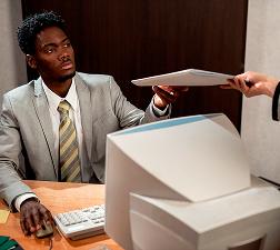 Contract-Holders-Who-Need-to-Step-Back
